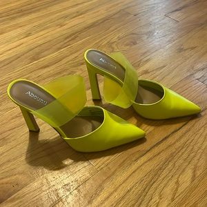 Abound lime yellow heels 👠